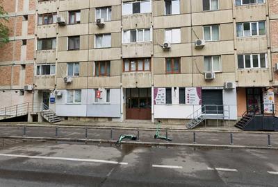 Spațiu comercial, de 37 mp, în Moinești - 1
