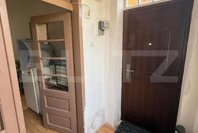 Casă cu 3 camere cu Teren 330 Mp în Lupeni - 8