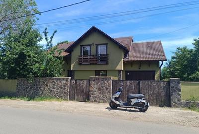 Casă cu 4 camere în Exterior Vest - 1
