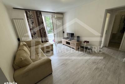 Apartament cu 2 camere semidecomandat în 22 Decembrie 1989