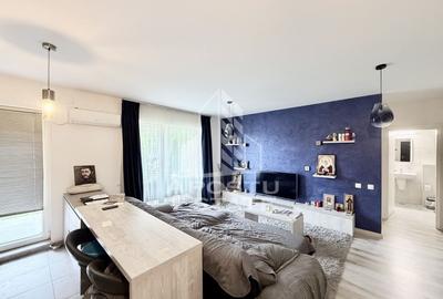 Apartament cu 3 camere semidecomandat, mobilat în Lipovei