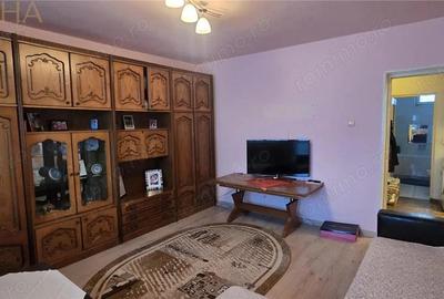 Apartament cu 3 camere decomandat în Calea Moldovei - 8