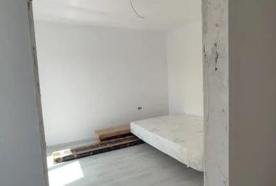 Casă cu 3 camere cu Teren 235 Mp în Central