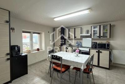Casă cu 3 camere cu Teren 687 Mp în Teiu