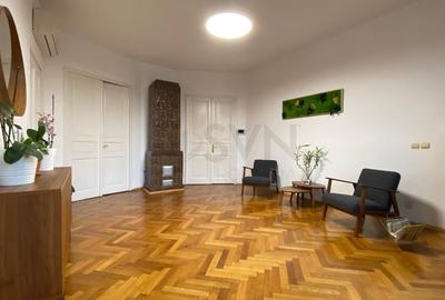 Apartament cu 7 camere semidecomandat, mobilat în Capitale - 2