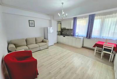 Apartament cu 2 camere semidecomandat, mobilat în Băneasa