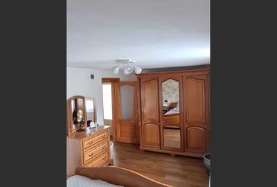 Casă cu 3 camere cu Canalizare în Fieni - 12