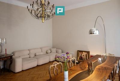Apartament cu 2 camere semidecomandat, mobilat în P-ța Unirii