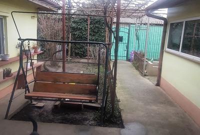 Casă individuală cu 7 camere cu Teren 660 Mp în Palazu Mare - 2