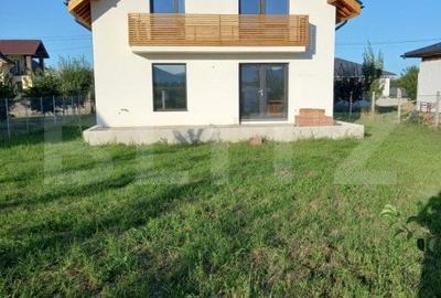 Casă individuală cu 4 camere cu Teren 692 Mp în Mihai Viteazu - 1