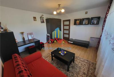 Apartament cu 2 camere decomandat în Păcii