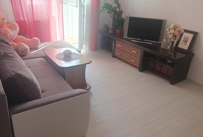 Apartament cu 2 camere decomandat în Drumul Taberei