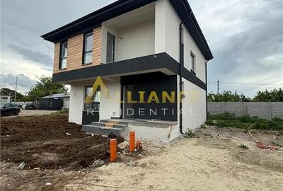 Casă individuală cu 4 camere cu Teren 320 Mp în Berceni - 2