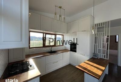 Casă cu 4 camere cu Teren 300 Mp în Tunari