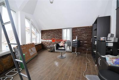 Spațiu comercial, de 700 mp, în Sânmartin - 2