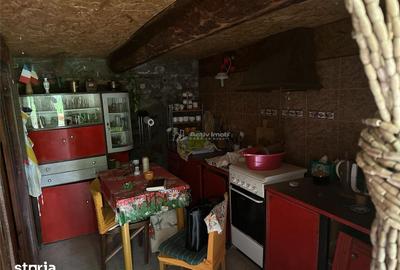 Casă cu 4 camere cu Teren 647 Mp în Central - 15
