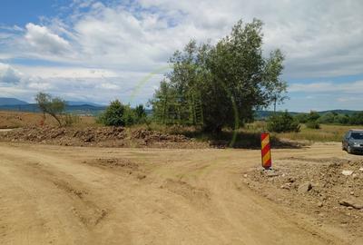 Teren agricol extravilan de 1800 mp, în Avrig