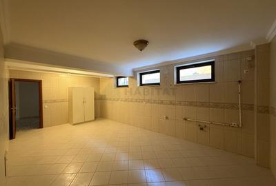 Casă individuală cu 9 camere cu Teren 1000 Mp în Central - 31