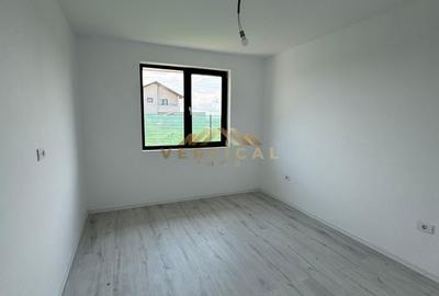 Casă cu 4 camere cu Teren 315 Mp în Militari