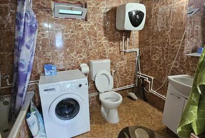 Casă cu 2 camere cu Teren 10000 Mp în Mitrofani