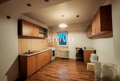 Apartament cu 2 camere semidecomandat, mobilat în Soarelui