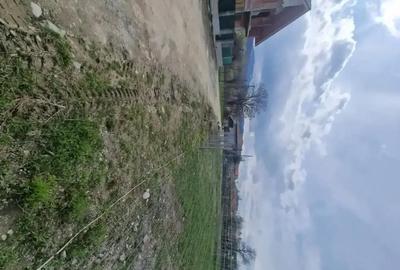 Teren de 464 mp, în Central - 7