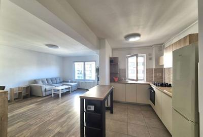 Apartament cu 2 camere decomandat, mobilat în Tractorul - 3