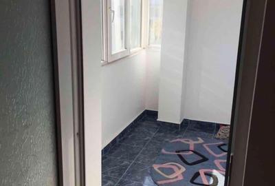 Apartament cu 4 camere decomandat în Murfatlar - 3