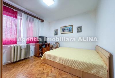 Apartament cu 2 camere decomandat în Gojdu