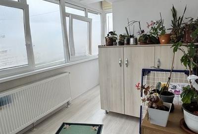 Apartament cu 4 camere decomandat, mobilat în Casa de Cultură - 25