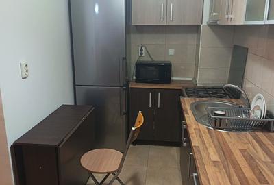 Apartament cu 2 camere semidecomandat în Nufărul