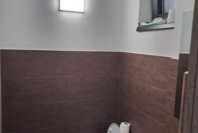 Spațiu comercial, de 35 mp, în Central - 1