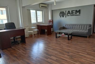 Apartament cu 4 camere decomandat, mobilat în Moșilor - 3
