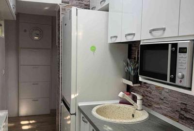 Apartament cu 2 camere în Micro 6