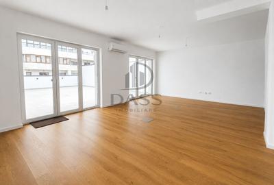 Apartament cu 4 camere decomandat în Hipodrom 1
