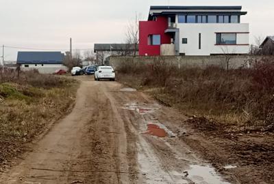Teren agricol intravilan de 1300 mp, în Est - 3