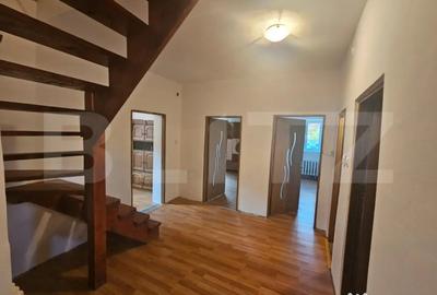Casă cu 5 camere cu Teren 400 Mp în Central - 9