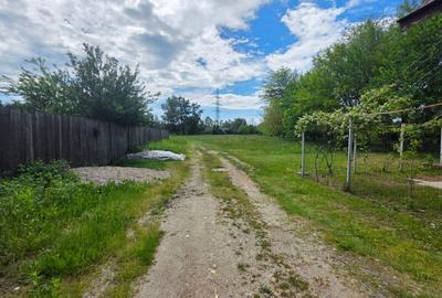 Teren Construcții intravilan de 2546 mp, în Zăvoi - 5