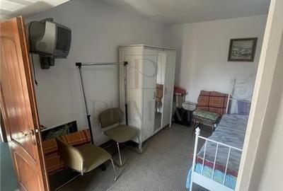 Casă individuală cu 8 camere cu Canalizare în Lipovei - 4