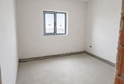 Casă cu 3 camere cu Teren 320 Mp în Central