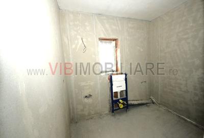 Casă cu 4 camere cu Teren 240 Mp în Central - 12