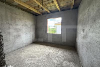 Casă cu 4 camere în Central
