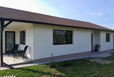 Casă cu 3 camere cu Teren 700 Mp în Merișani - 4