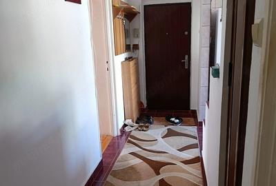 Apartament cu 3 camere decomandat în Moroasa 1 - 1