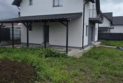 Casă cu 4 camere în Letea Veche - 8