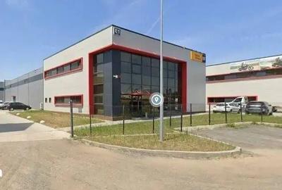 Spațiu comercial, de 830 mp, în Central