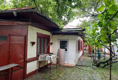 Casă individuală cu 4 camere cu Garaj în Pantelimon - 2