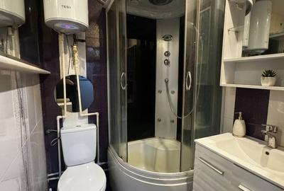 Garsonieră decomandată, mobilată în CET