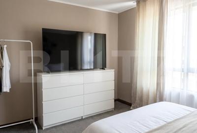 Apartament cu 2 camere semidecomandat, mobilat în Micro 11