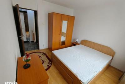 Apartament cu 2 camere decomandat în Tei